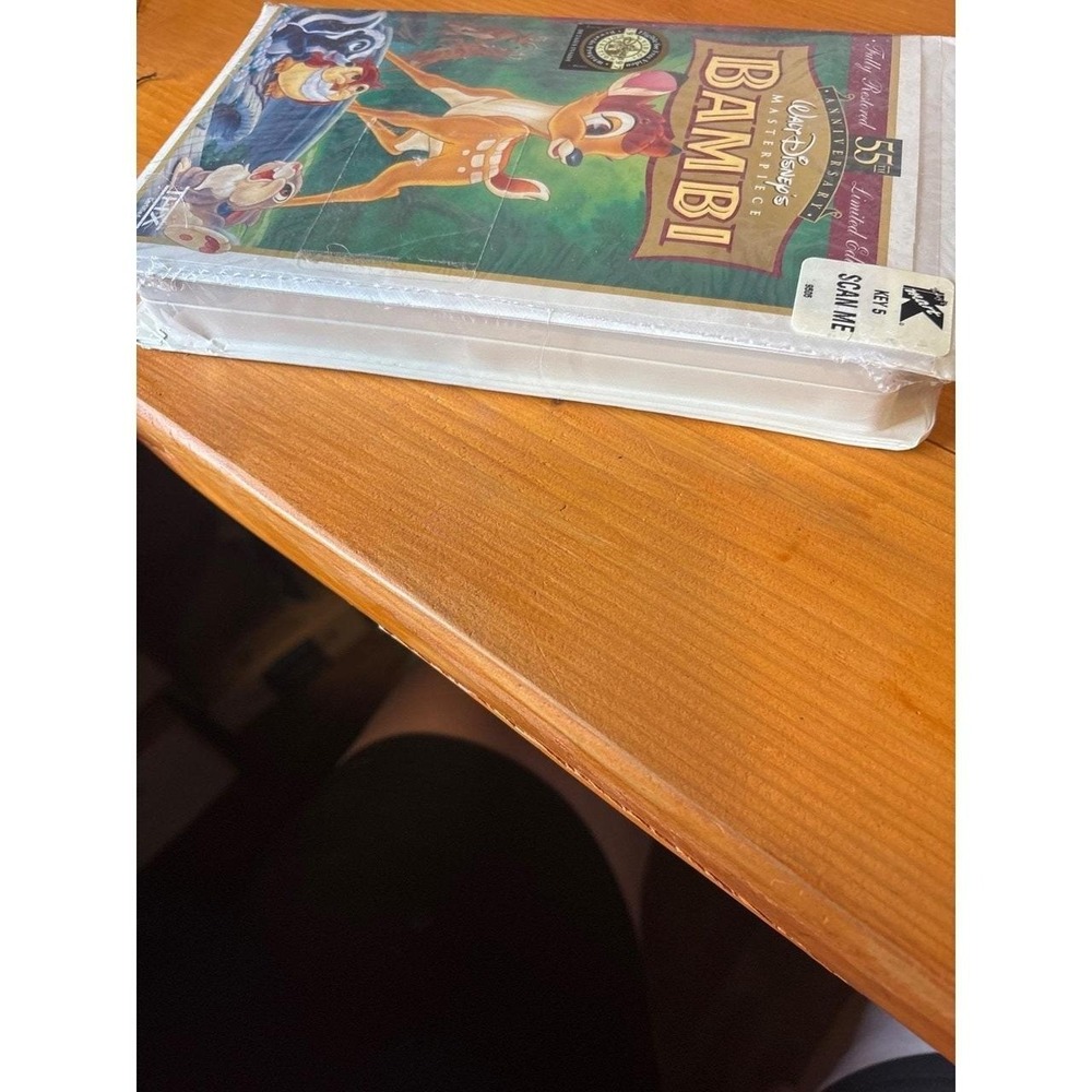 ●RARE● Walt Disney's Masterpiece-Bambi 55th Anniversary-Limited Edition-VHS-9505 - Picture 3 of 6